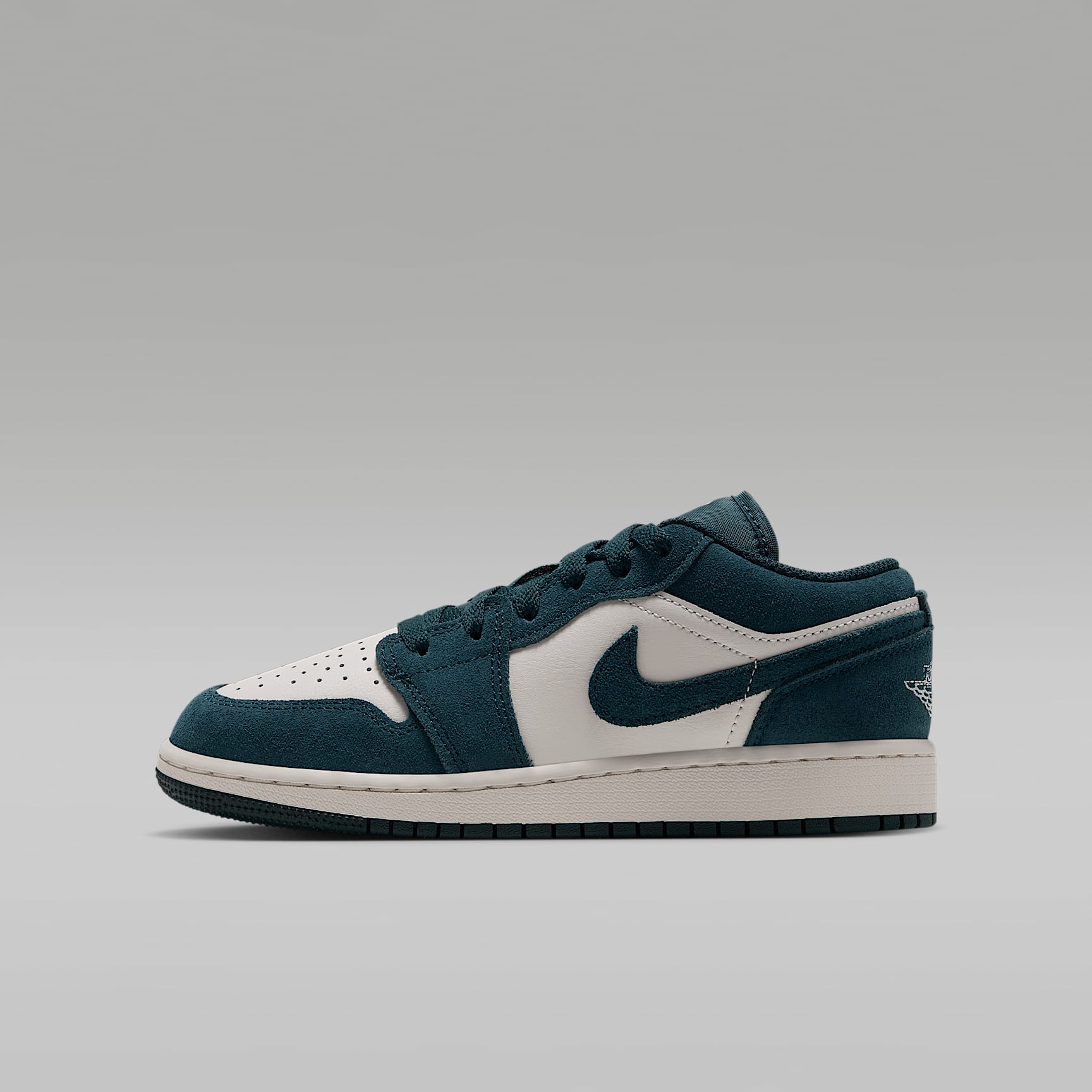 Air Jordan 1 Low Big Kids' Shoes. Nike.com
